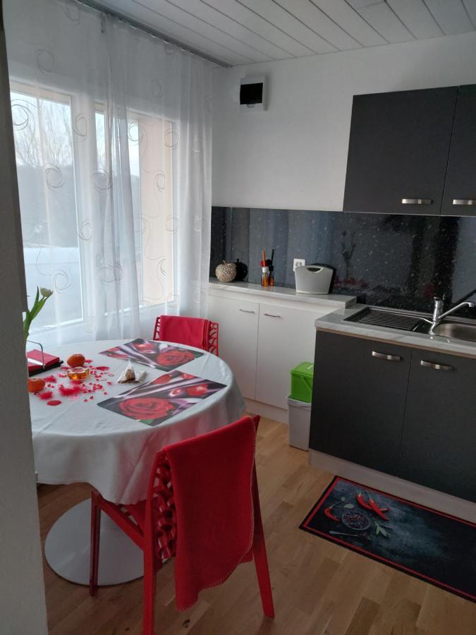Beau Studio Avec Terrasse Et Vue Exclusivement Pour Non Fumeurs Belmont-sur-Lausanne Екстер'єр фото